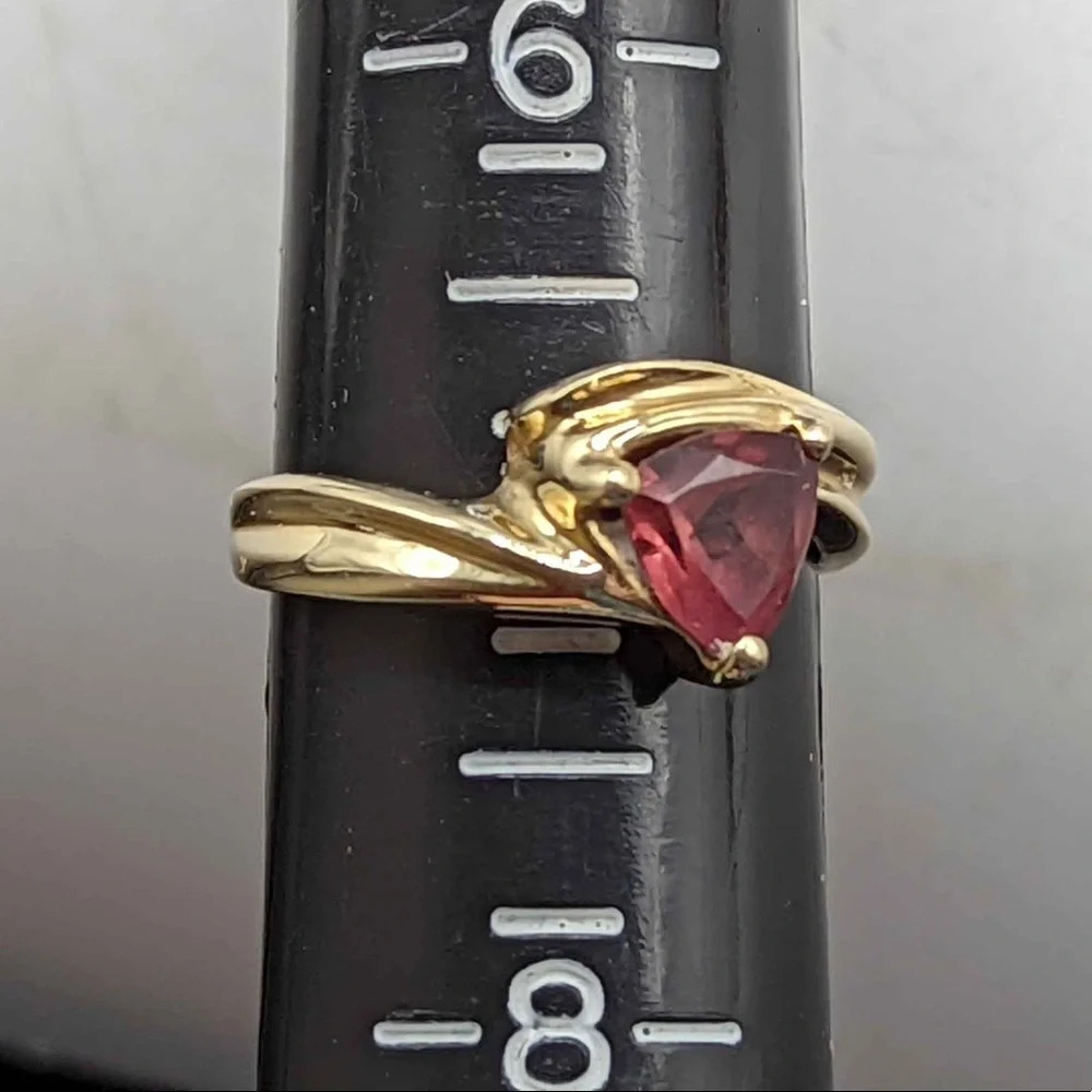 Vintage 14K Gold Rare Red Amethyst Ring - 4.54g - Picture 6 of 16